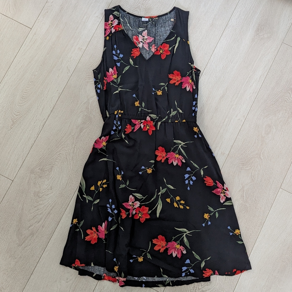 Old Navy floral dress